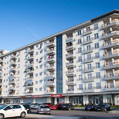 Apartman Tanjuska Podgoriţa Exterior foto